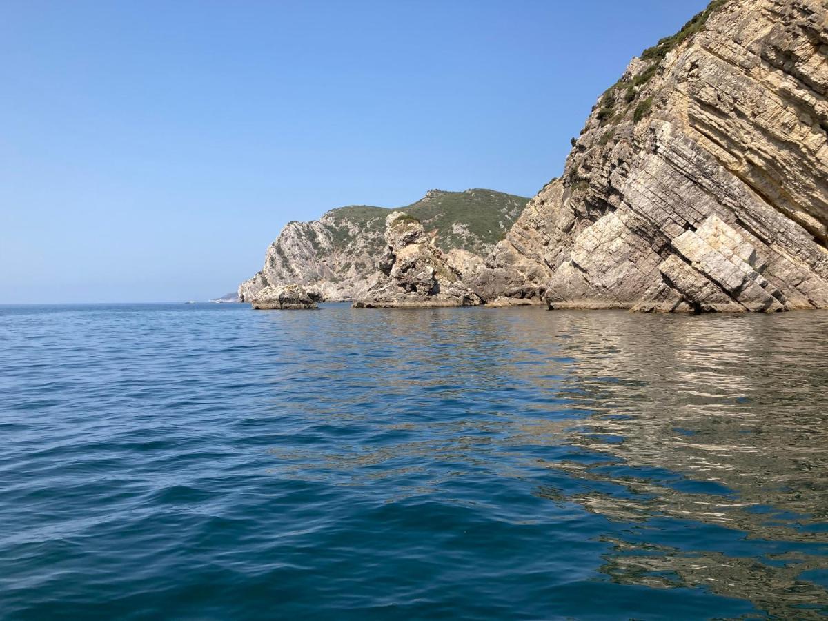 Apartamento Sesimbra By The Sea Exterior foto